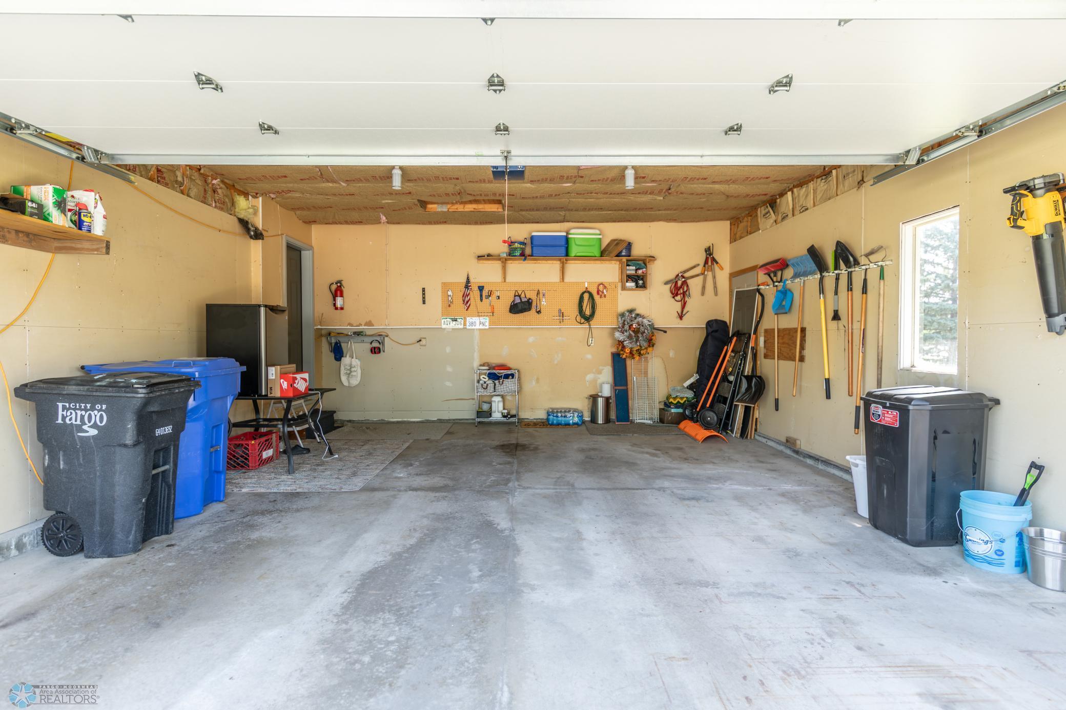 Fargo, North Dakota 58104, United States, 4 Bedrooms Bedrooms, ,3 BathroomsBathrooms,Residential,Active,159022