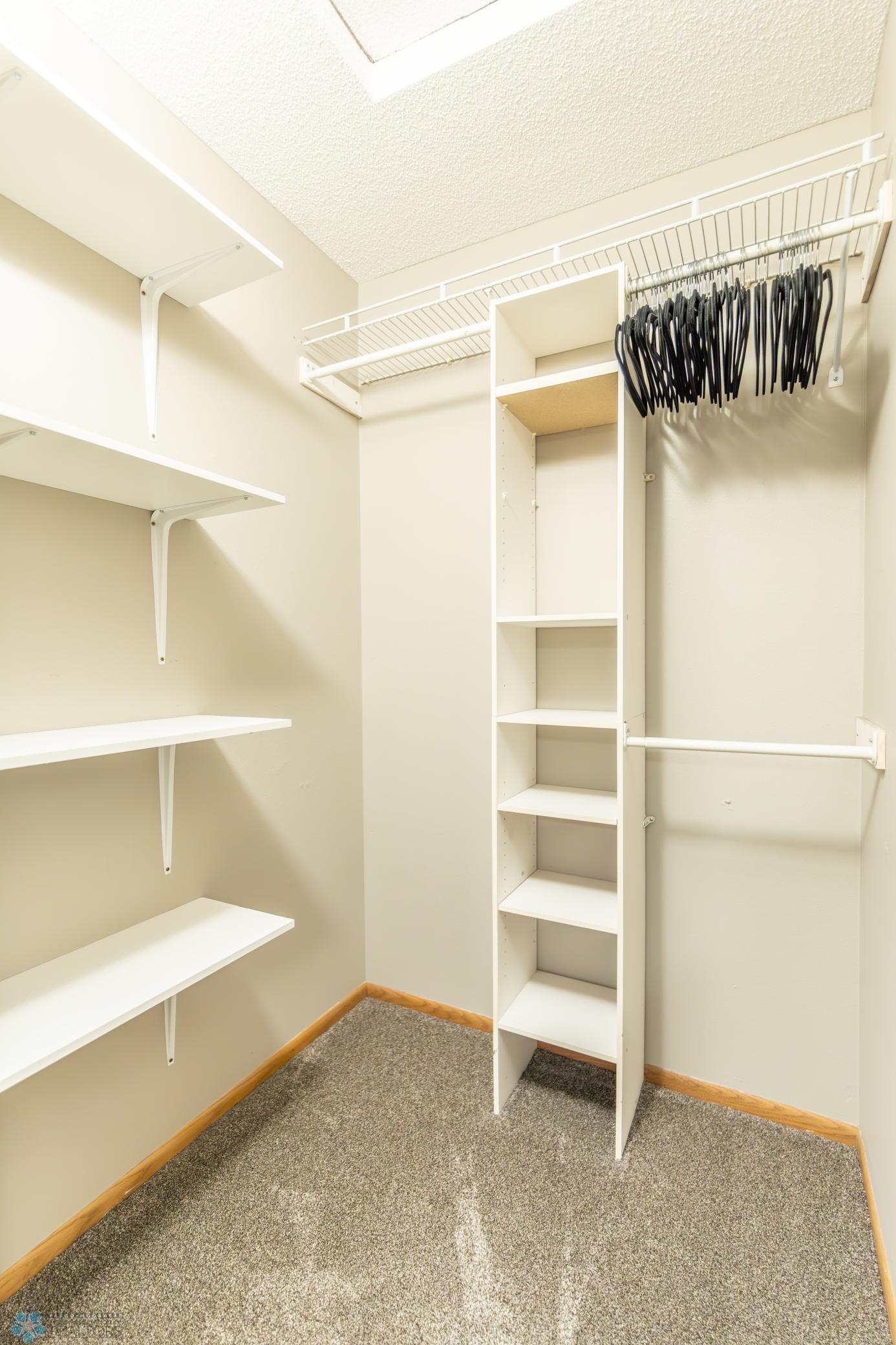 Fargo, North Dakota 58104, United States, 4 Bedrooms Bedrooms, ,3 BathroomsBathrooms,Residential,Active,159022