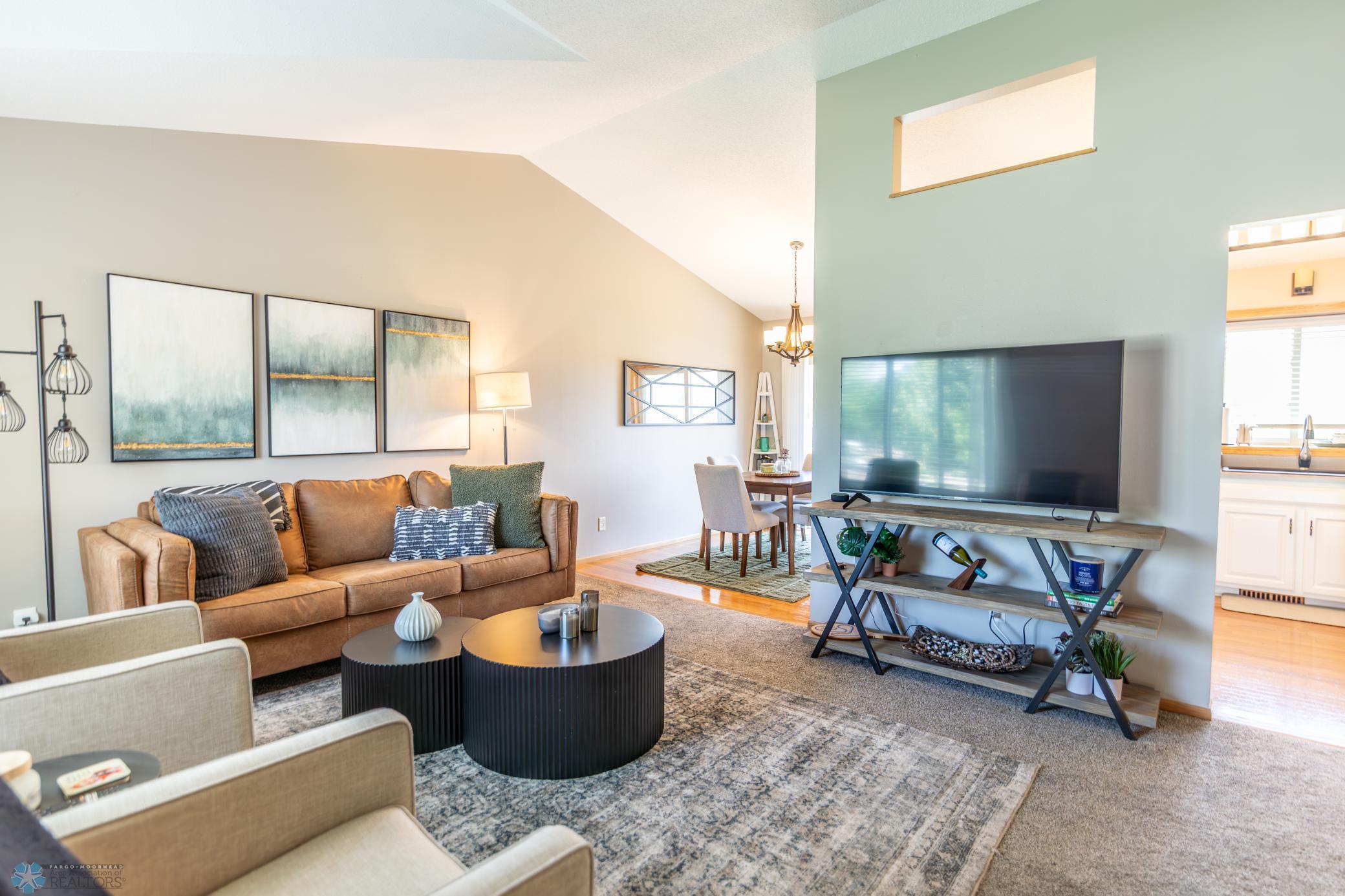 Fargo, North Dakota 58104, United States, 4 Bedrooms Bedrooms, ,3 BathroomsBathrooms,Residential,Active,159022