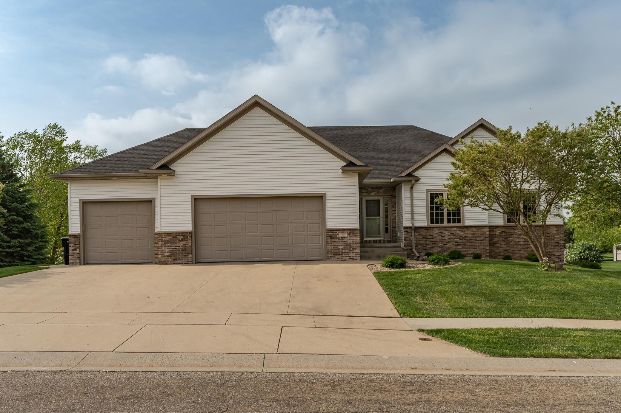 2348 Teakwood Lane, Rochester, Minnesota image 42