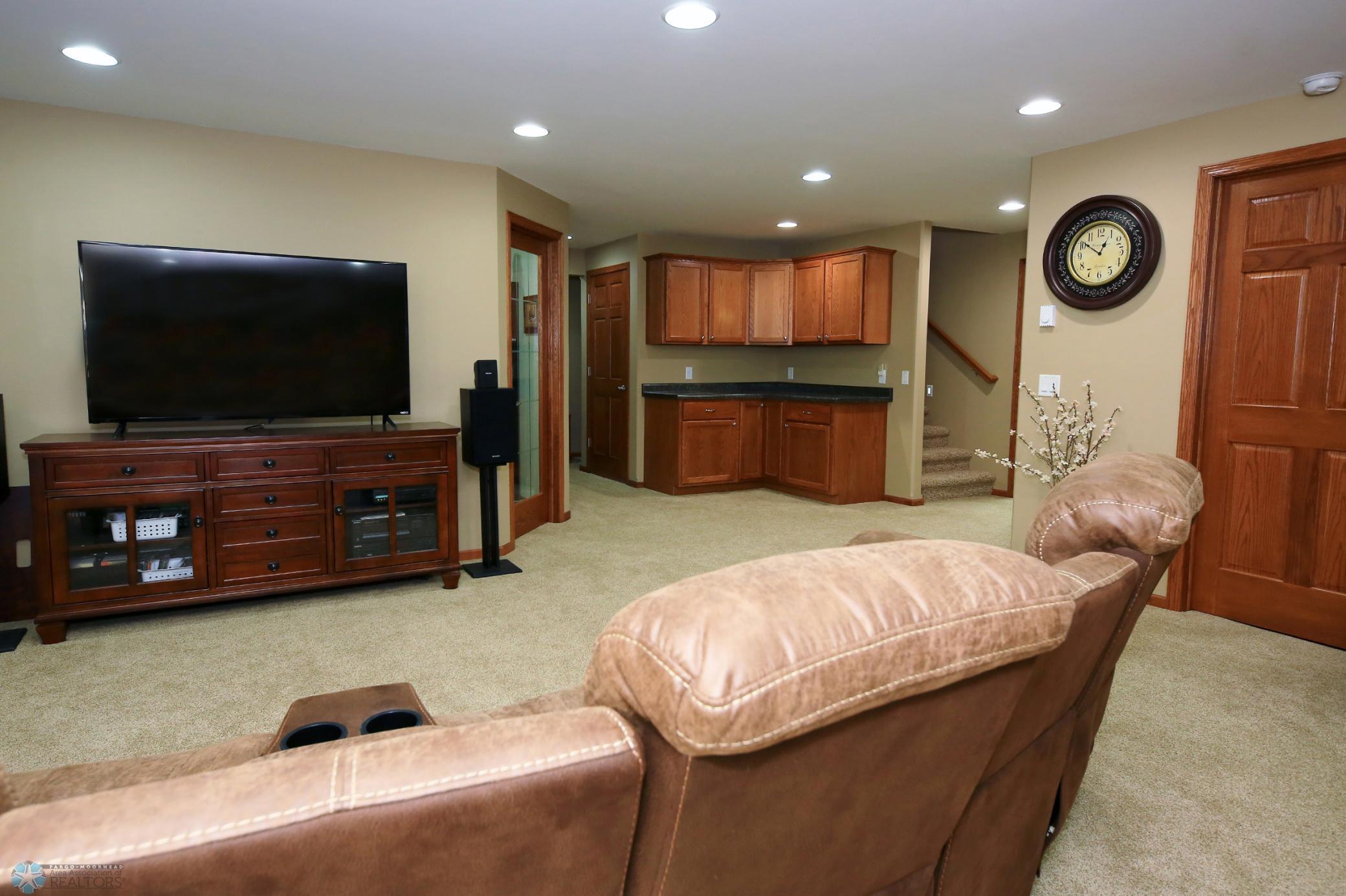 209 37th Avenue, West Fargo, North Dakota image 17