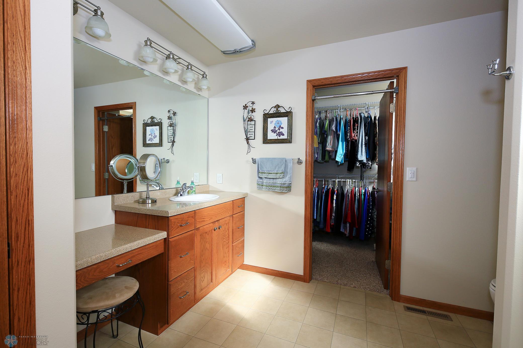 209 37th Avenue, West Fargo, North Dakota image 10