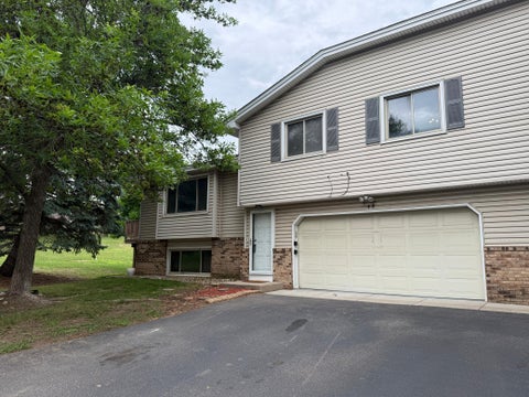 Homes For Sale - 48 Maple Island Road<br/> Burnsville, MN 55306