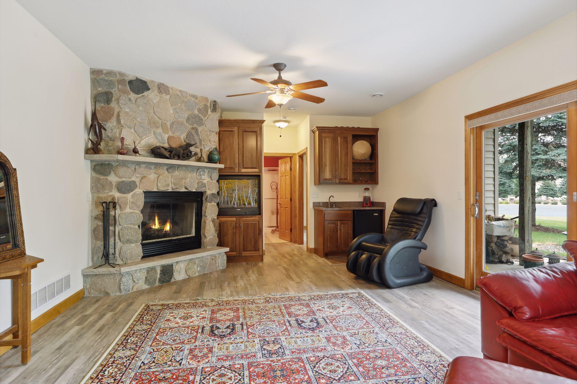 560 Lakeside Bay Drive, Bayport, Minnesota image 16