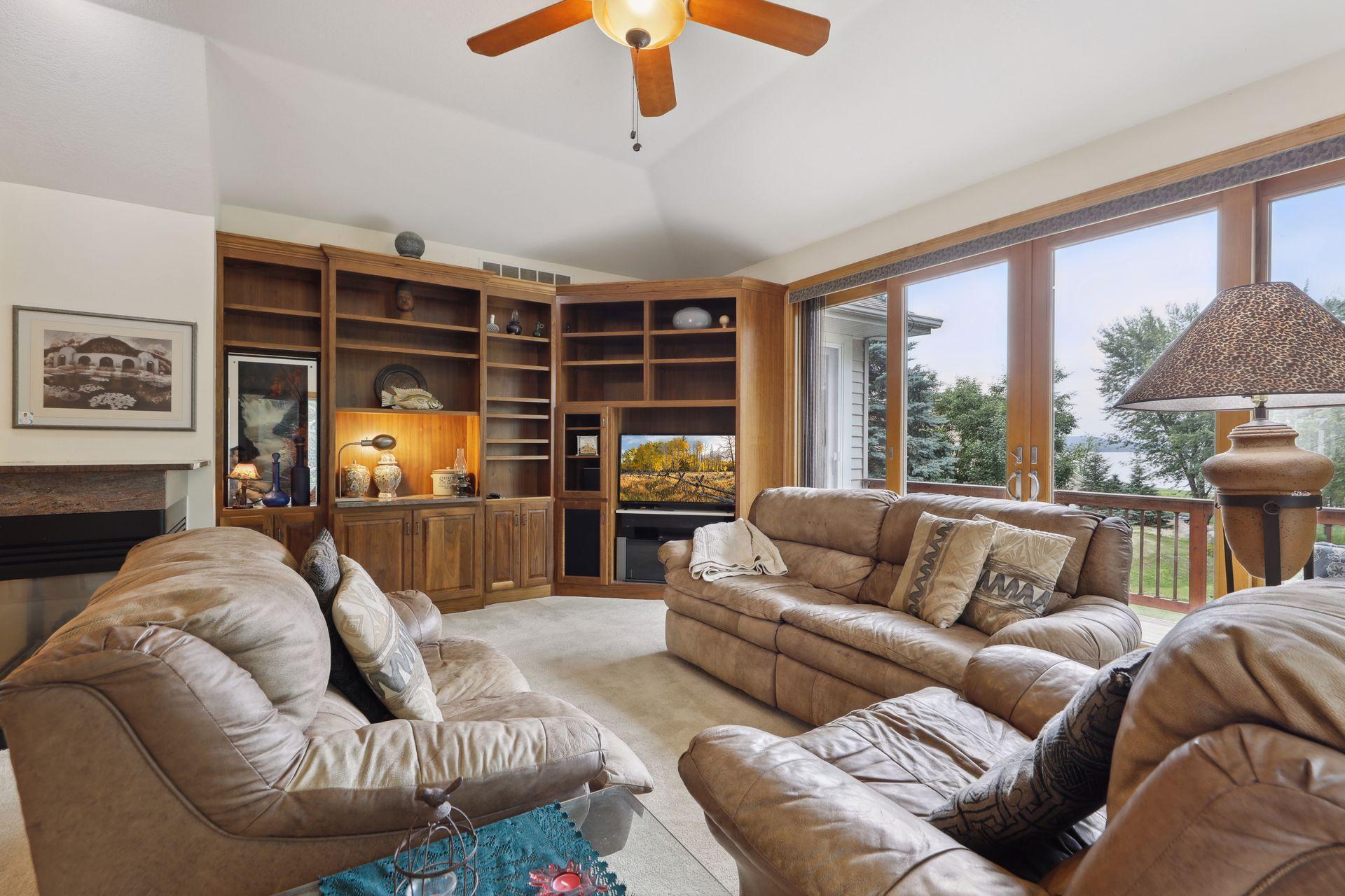 560 Lakeside Bay Drive, Bayport, Minnesota image 6