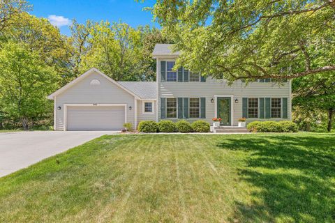 Homes For Sale - 669 Windtree Knolls<br/> Dakota County, Saint Paul, MN 55123