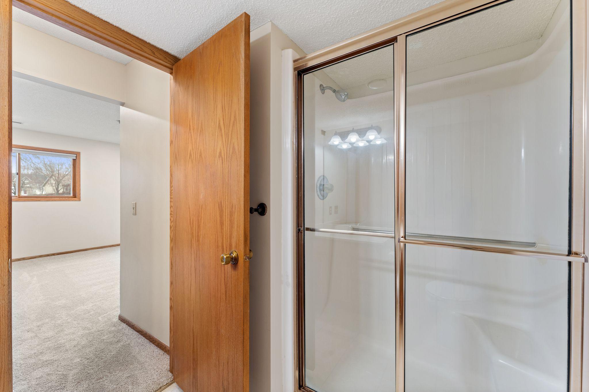 9126 73rd Street, Cottage Grove, Minnesota image 32