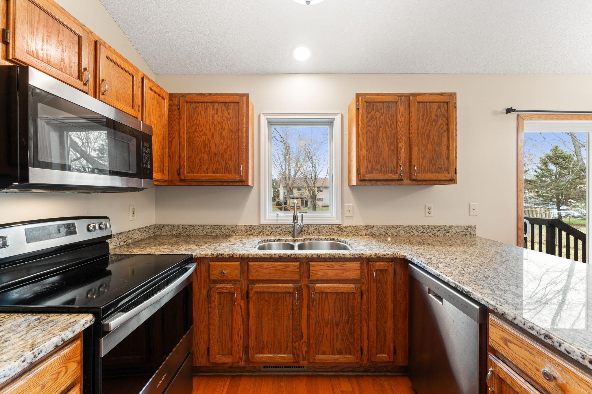 9126 73rd Street, Cottage Grove, Minnesota image 12