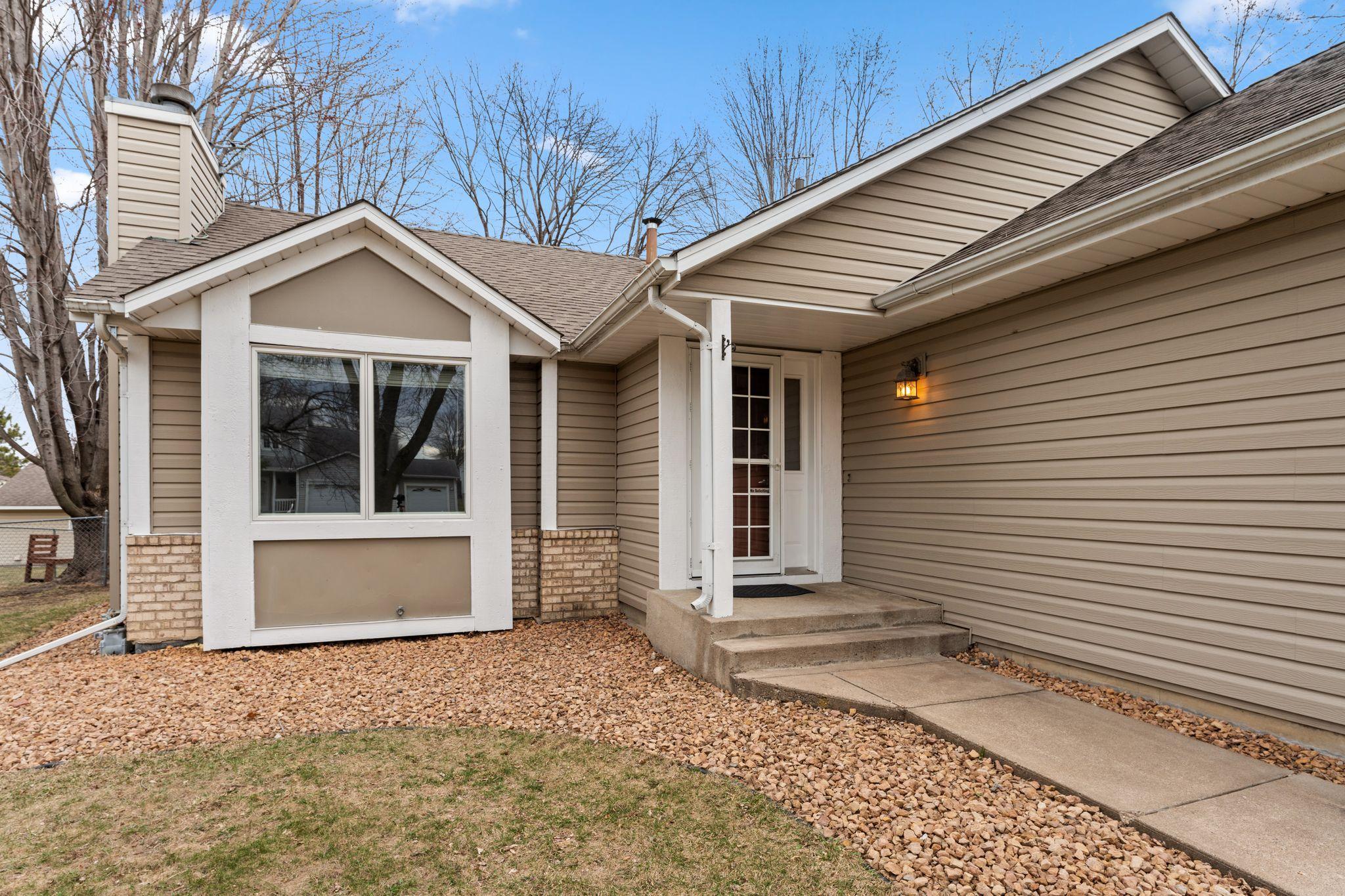 9126 73rd Street, Cottage Grove, Minnesota image 4