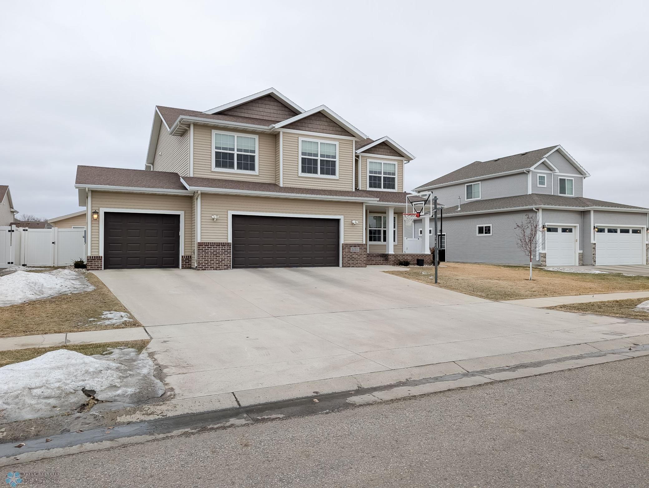 3032 Katherine Drive, West Fargo, North Dakota image 2