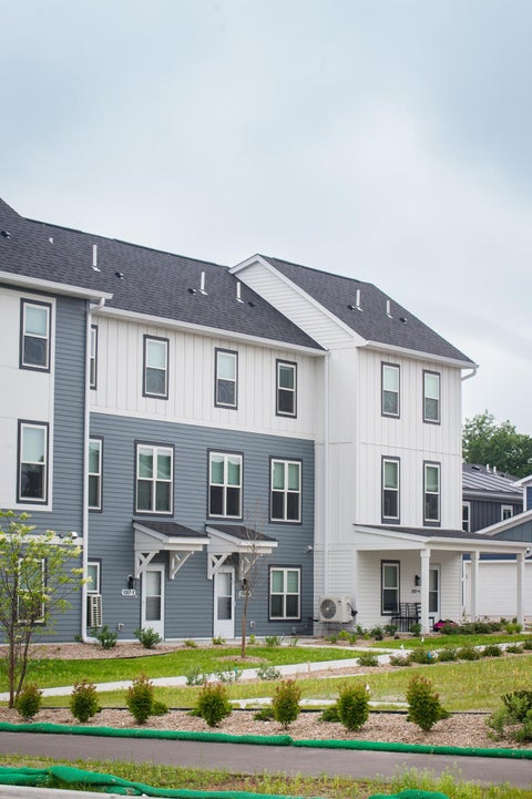 Townhouse For Sale - 1339 Howard Street<br/> Saint Paul, MN 55119