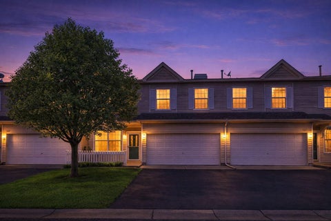 Townhouse For Sale - 5413 Oriole Drive<br/> Dakota County, Farmington, MN 55024
