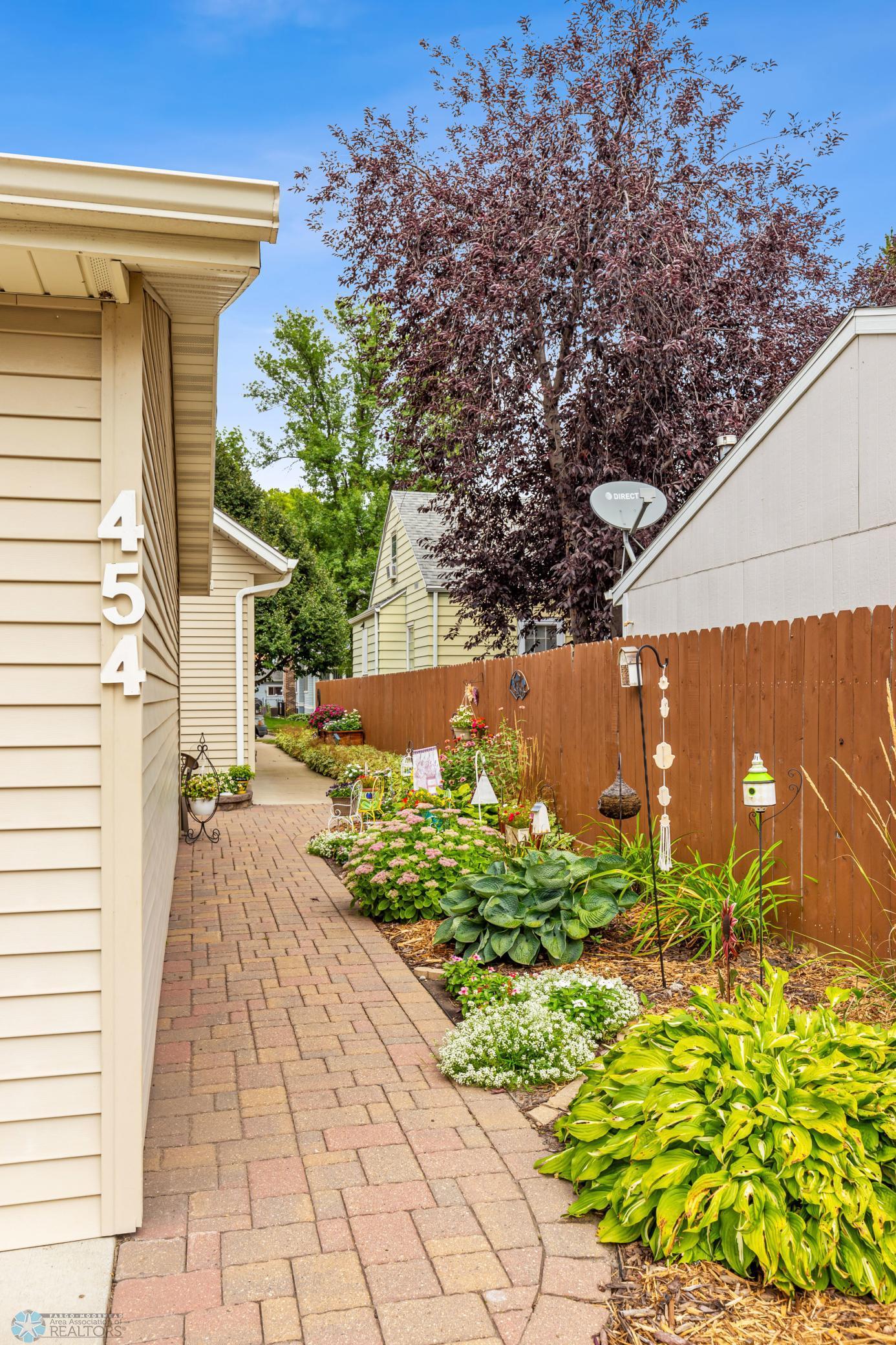 454 Oakland Avenue, Fargo, North Dakota image 27