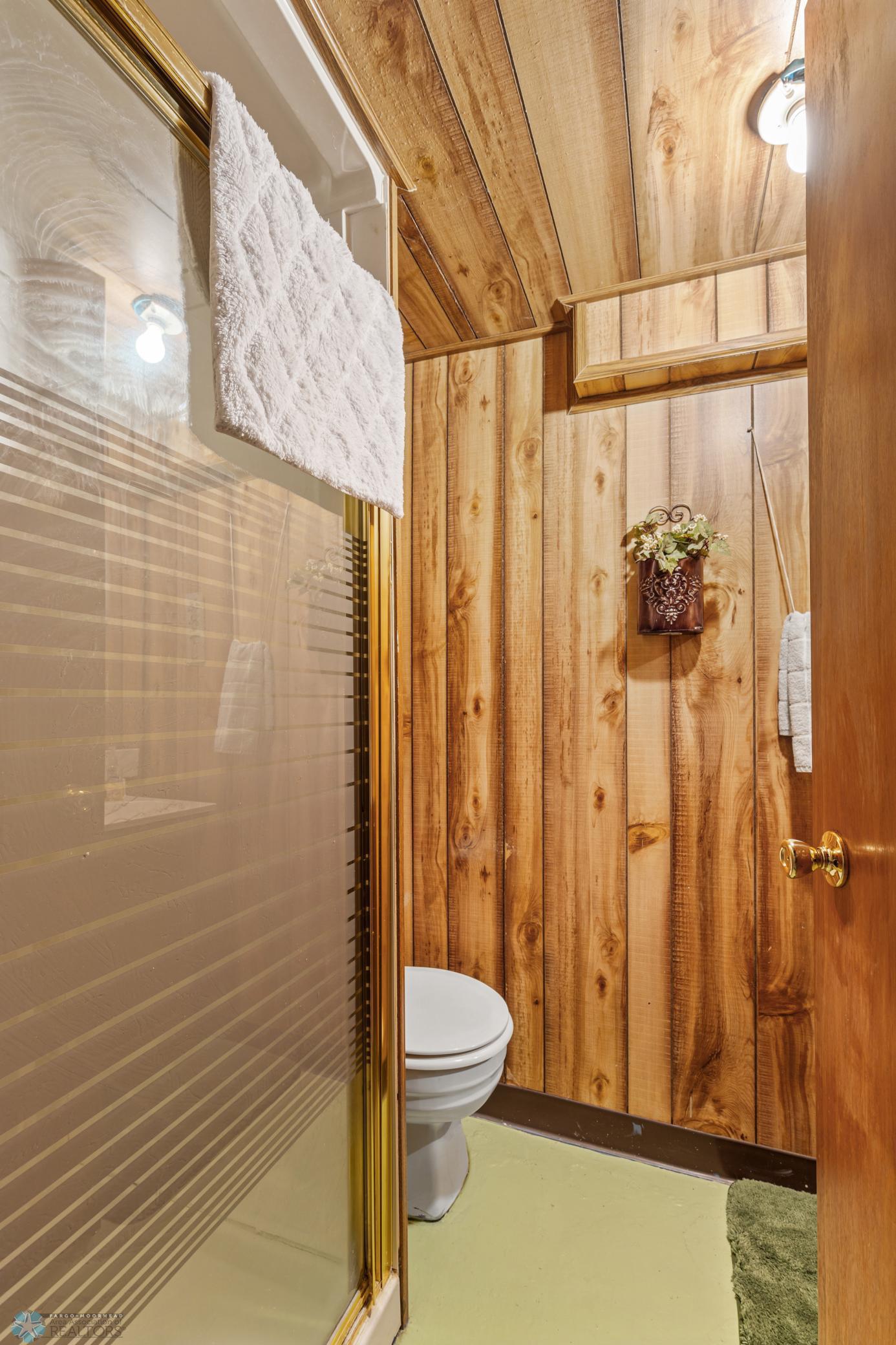 454 Oakland Avenue, Fargo, North Dakota image 23