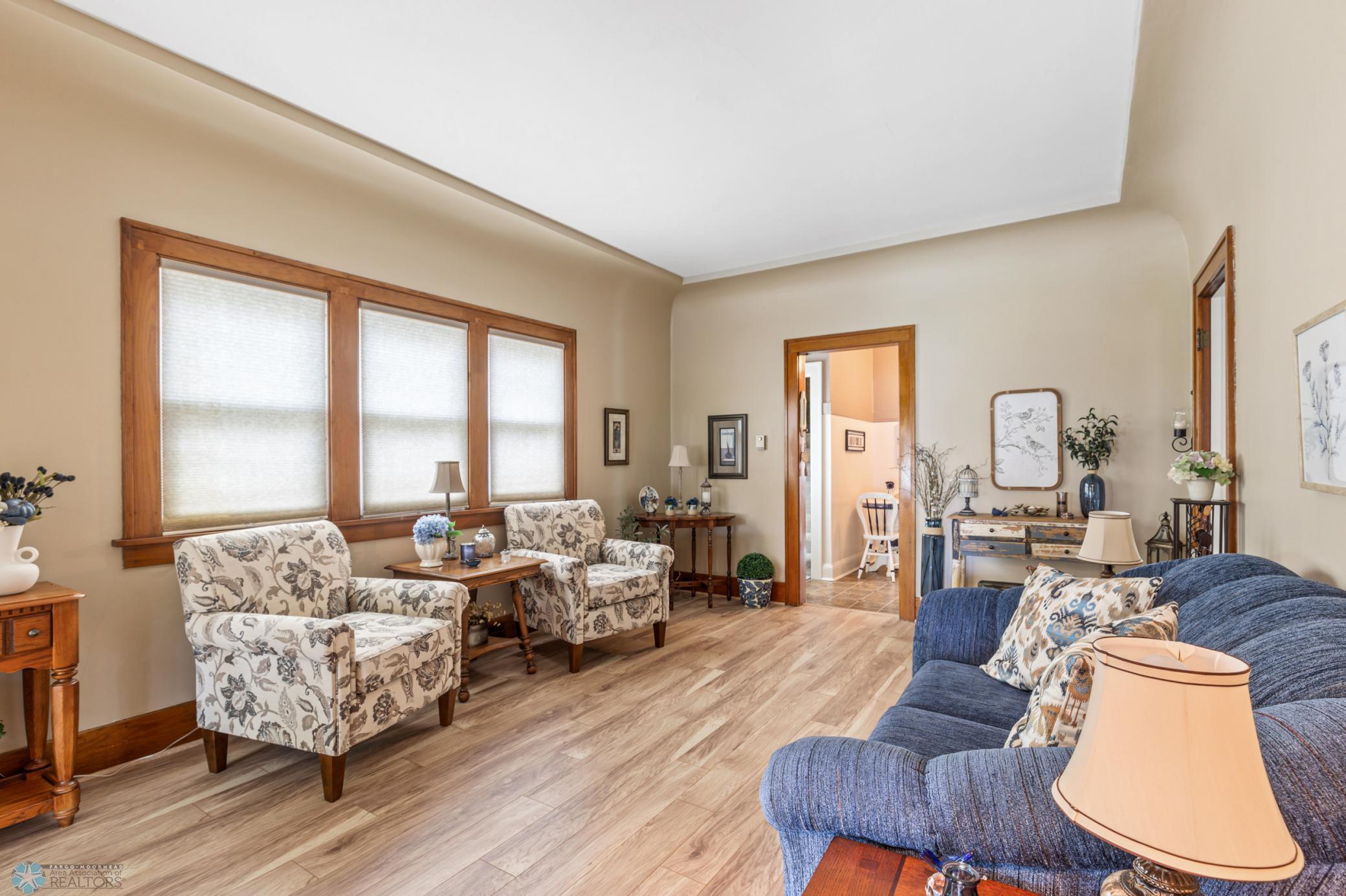 454 Oakland Avenue, Fargo, North Dakota image 9