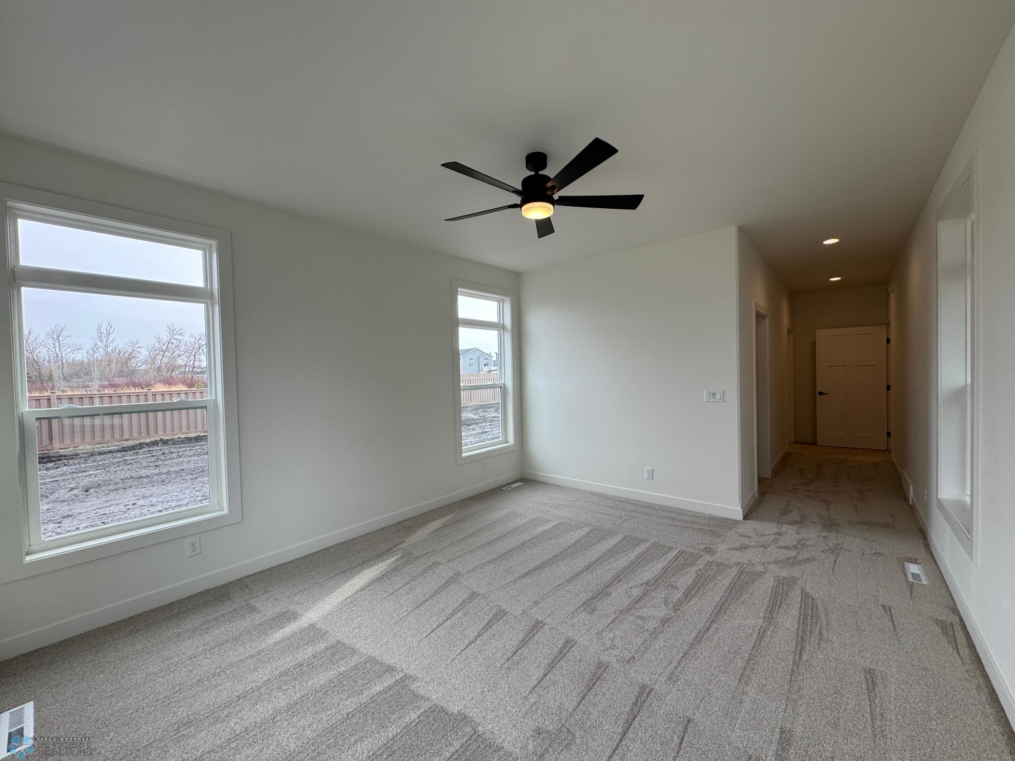 West Fargo, North Dakota 58078, United States, 3 Bedrooms Bedrooms, ,3 BathroomsBathrooms,Residential,Pending,121652