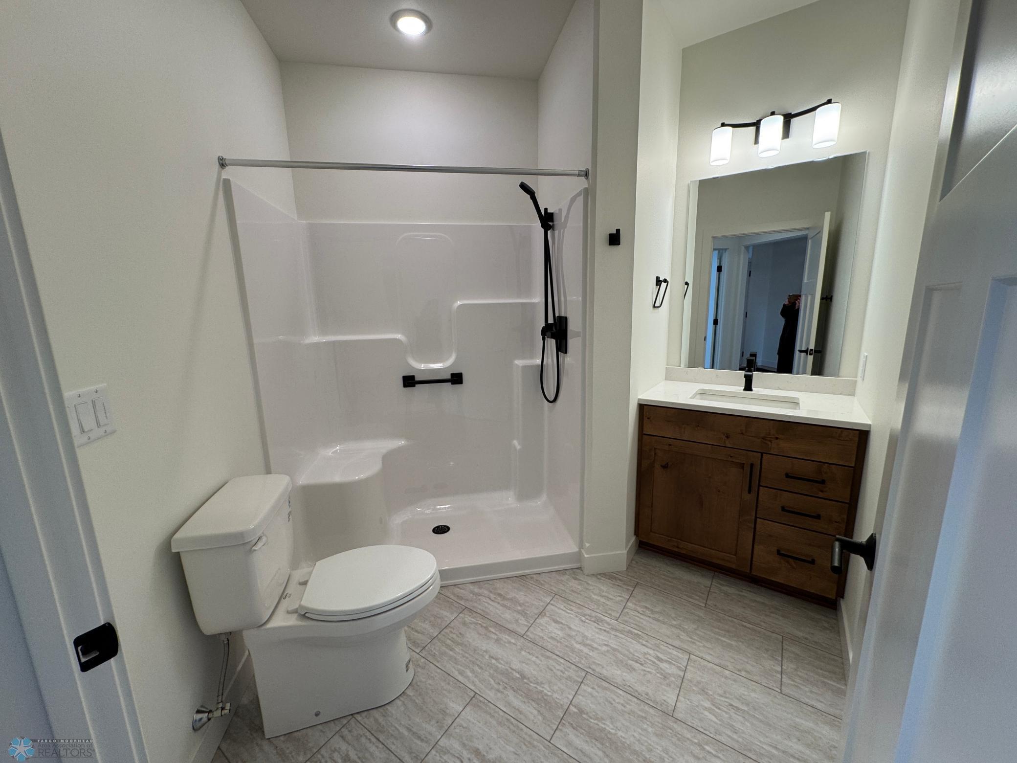 West Fargo, North Dakota 58078, United States, 3 Bedrooms Bedrooms, ,3 BathroomsBathrooms,Residential,Pending,121652