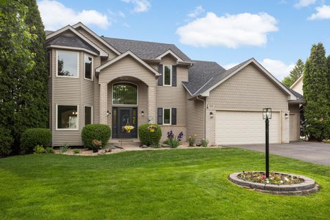 Homes For Sale - 705 Granite Drive<br/> Dakota County, Saint Paul, MN 55123