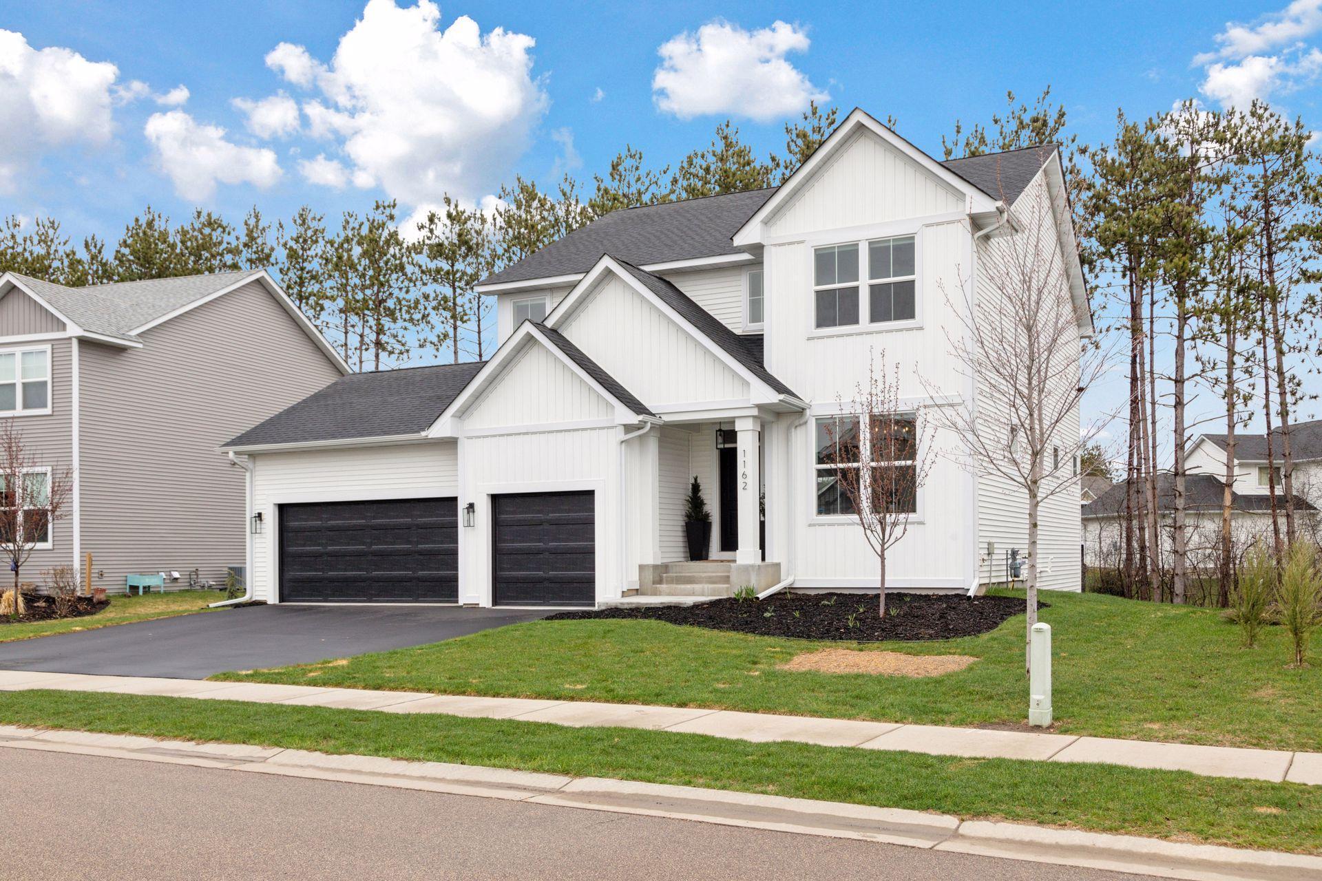 1162 Gretz Way, New Richmond, Wisconsin image 2