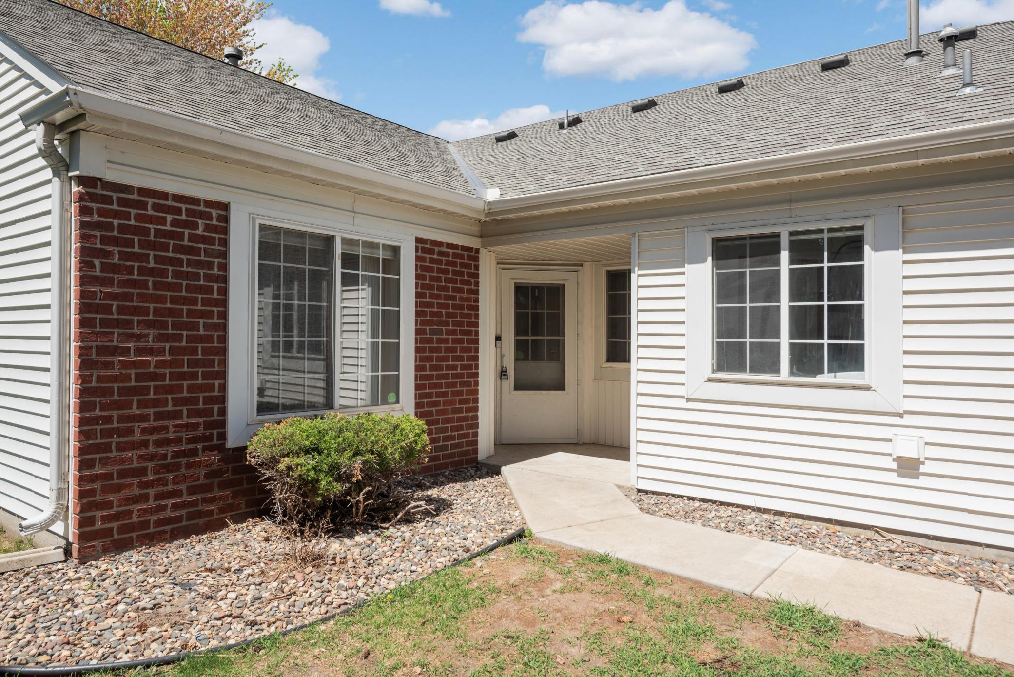 14903 Bittersweet Court, Rosemount, Minnesota image 2