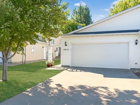 Homes For Sale - 2616 35th Avenue<br/> Cass County, Fargo, ND 58104