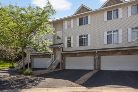 Townhouse For Sale - 14189 Fountain Hills Court<br/> Prior Lake, MN 55372