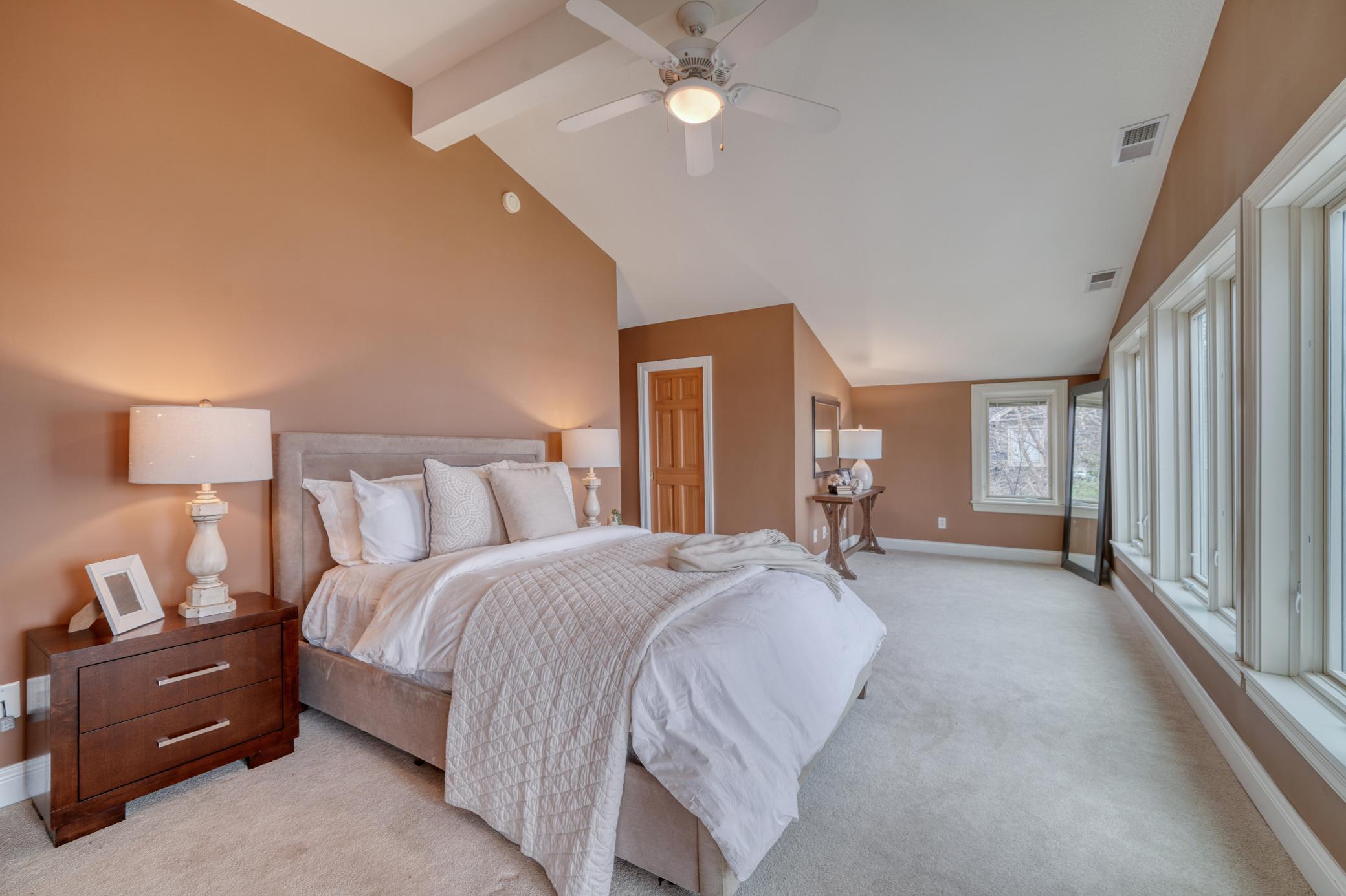 2765 Casco Point Road, Wayzata, Minnesota image 35