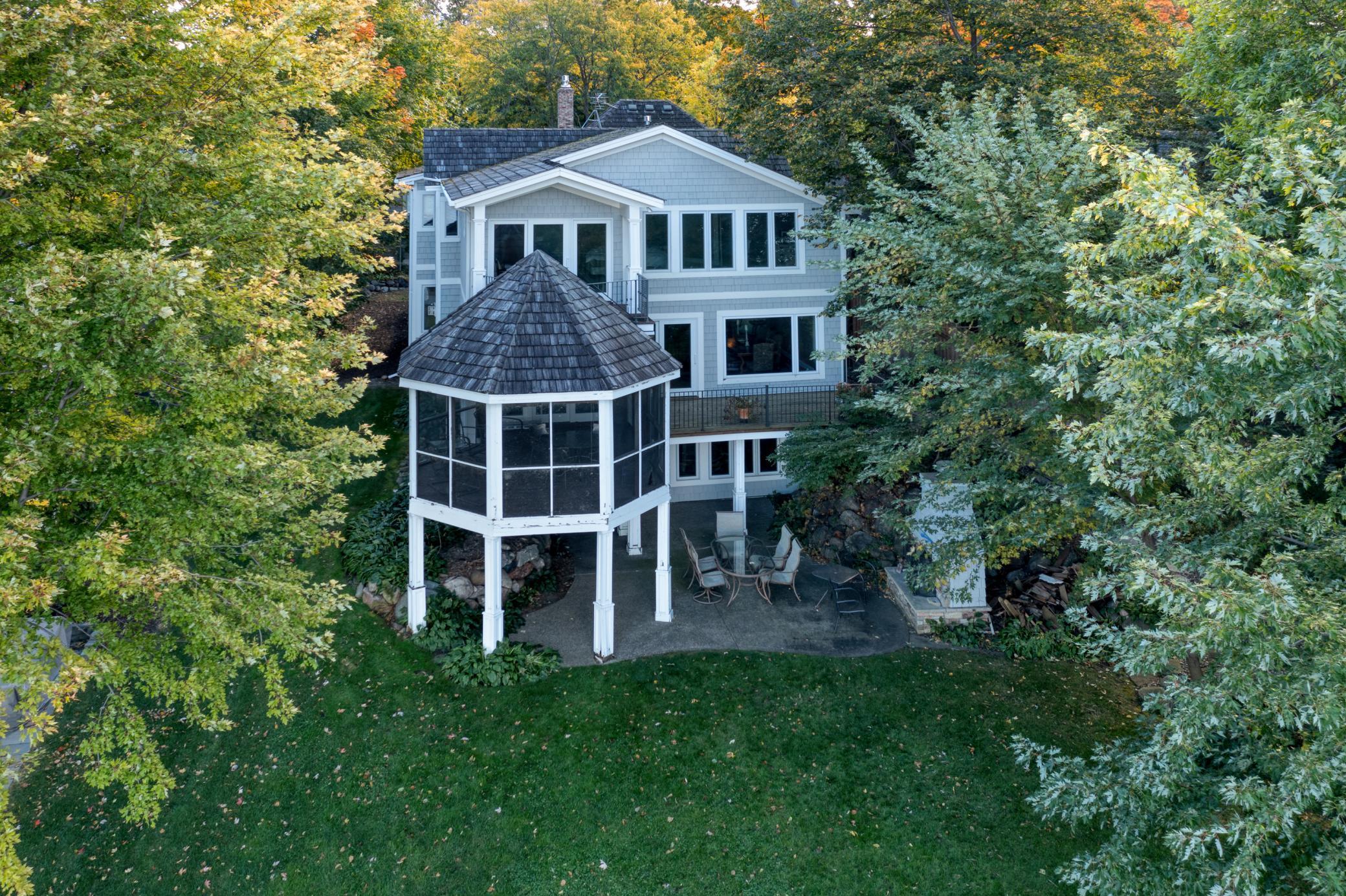 2765 Casco Point Road, Wayzata, Minnesota image 4
