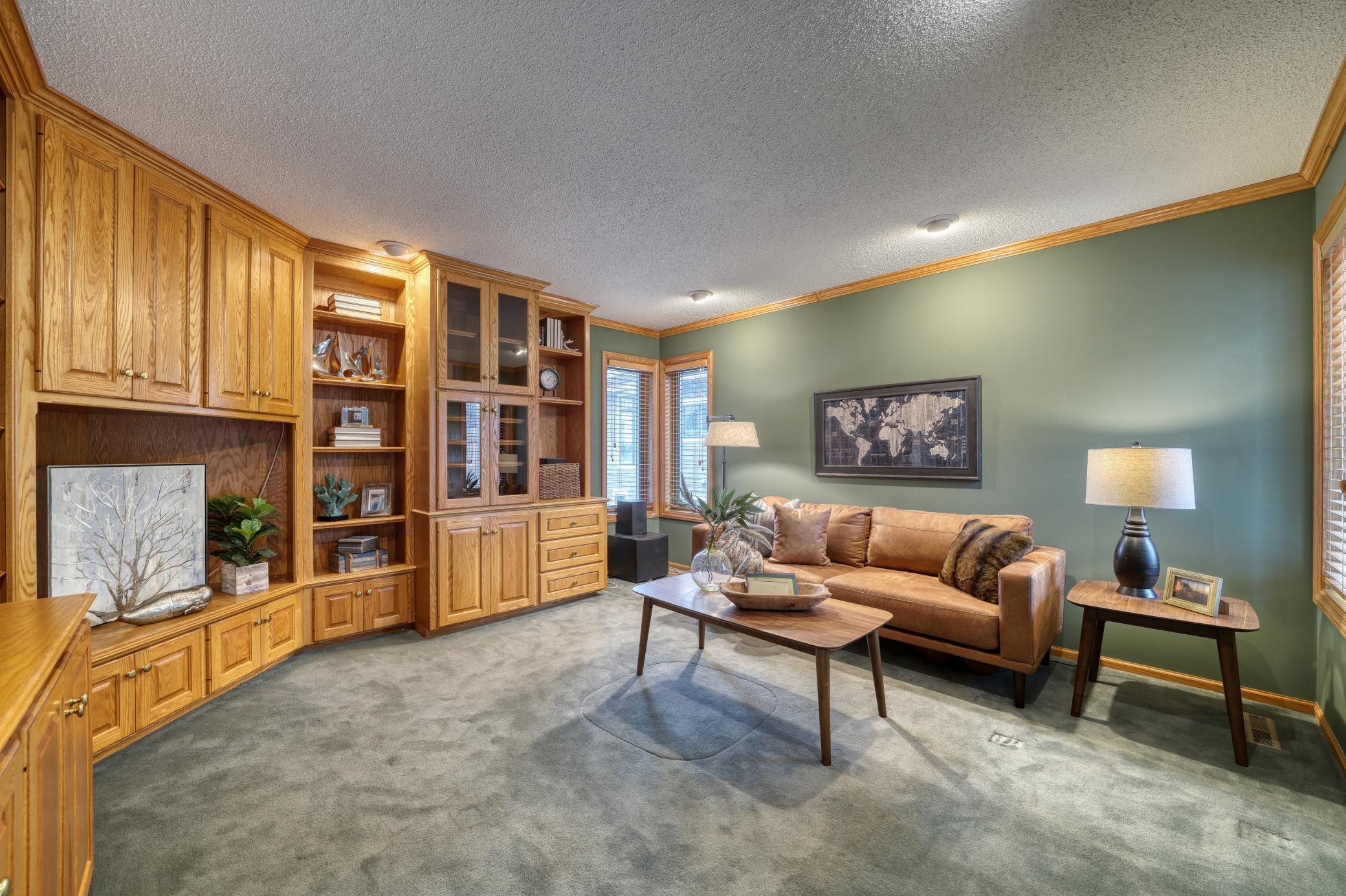 2765 Casco Point Road, Wayzata, Minnesota image 24