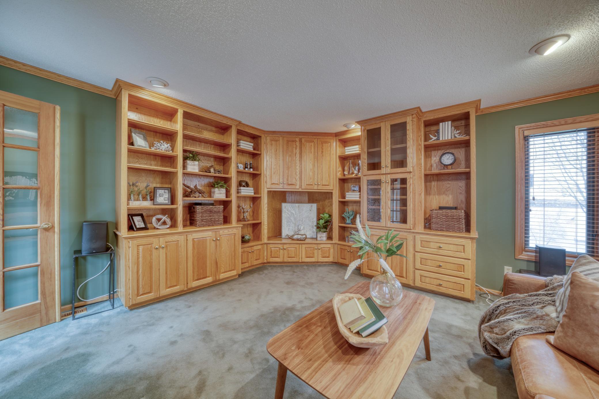 2765 Casco Point Road, Wayzata, Minnesota image 27
