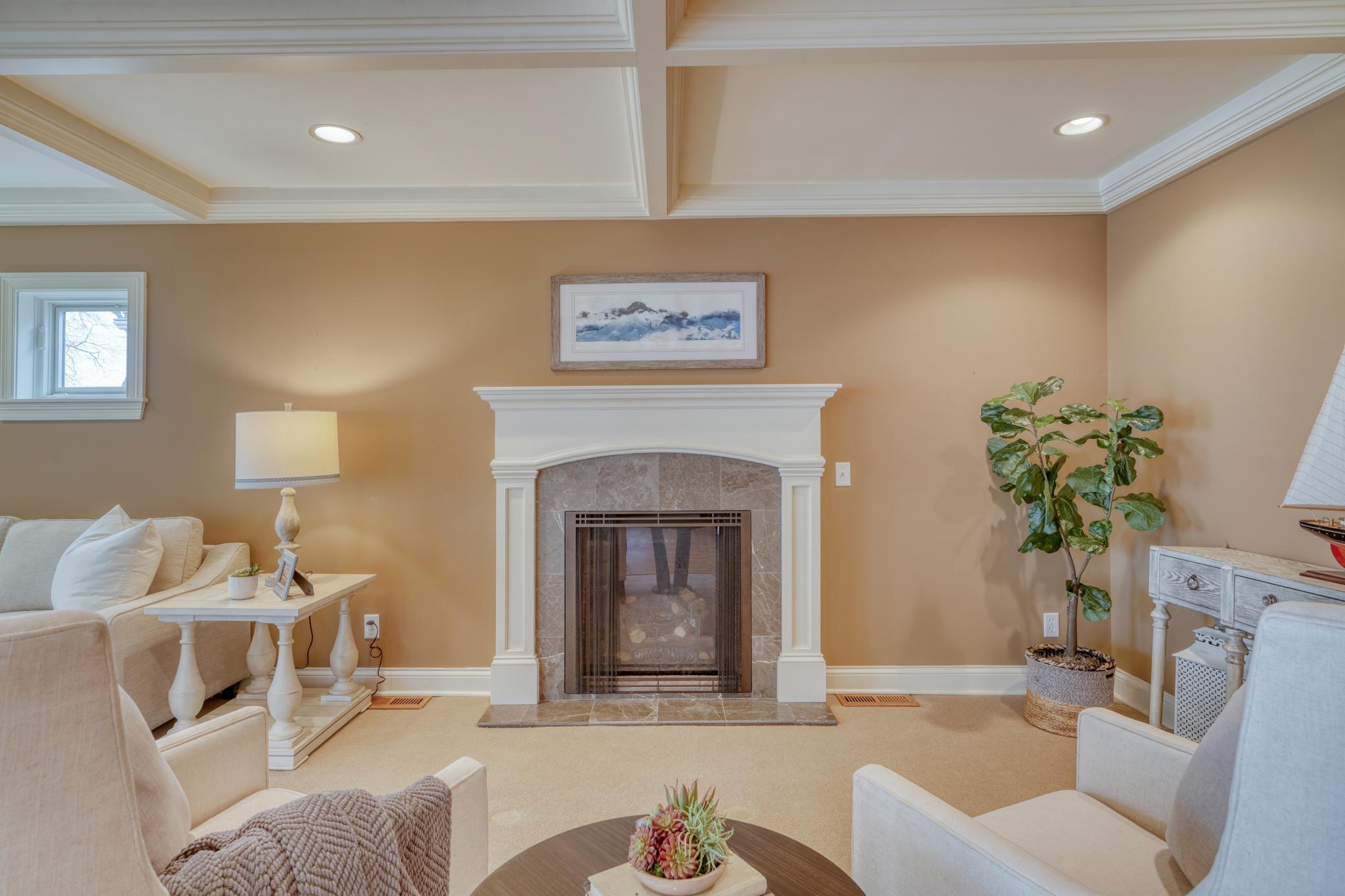 2765 Casco Point Road, Wayzata, Minnesota image 17