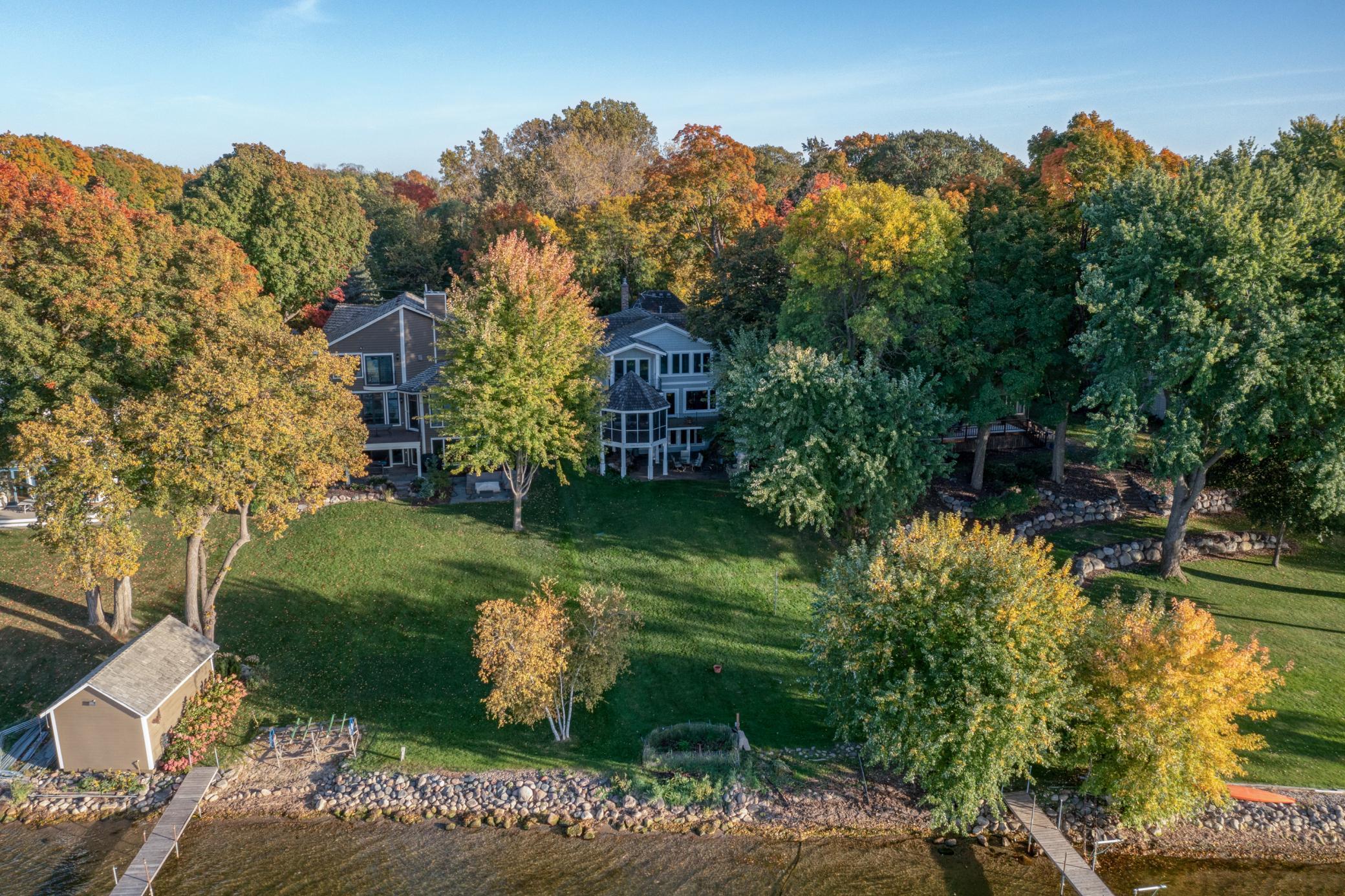 2765 Casco Point Road, Wayzata, Minnesota image 3