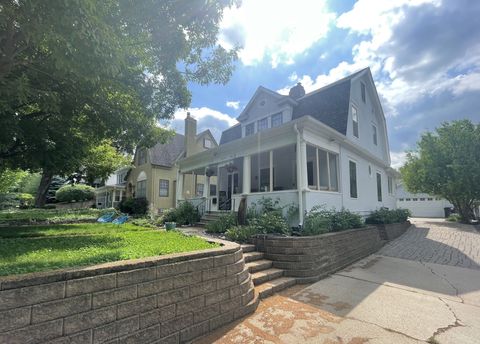 Homes For Sale - 4234 Vincent Avenue<br/> Minneapolis, MN 55410
