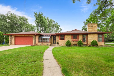 Homes For Sale - 1505 8th Avenue<br/> Stearns County, Saint Cloud, MN 56303