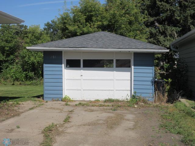 Kindred, North Dakota 58051, United States, 2 Bedrooms Bedrooms, ,2 BathroomsBathrooms,Residential,Pending,41427