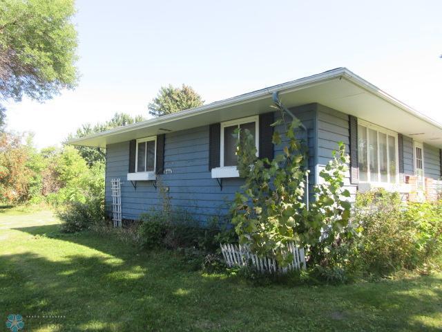 Kindred, North Dakota 58051, United States, 2 Bedrooms Bedrooms, ,2 BathroomsBathrooms,Residential,Pending,41427