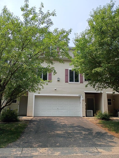 Townhouse For Sale - 6766 Meadow Grass Lane<br/> Cottage Grove, MN 55016