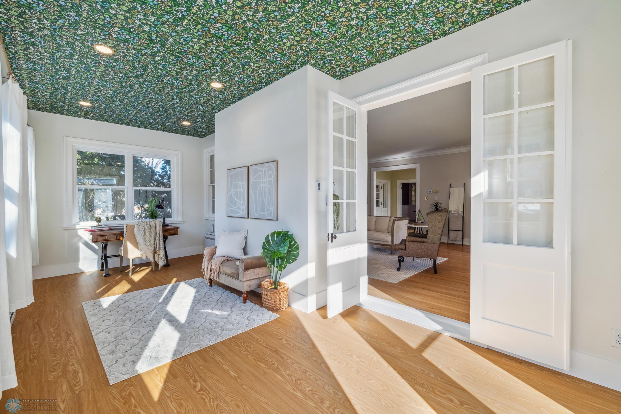 Fargo, North Dakota 58102, United States, 6 Bedrooms Bedrooms, ,3 BathroomsBathrooms,Residential,Pending,60039