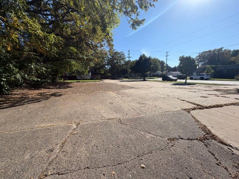 Vacant Land For Sale - 2810 E 50th Street<br/> Minneapolis, MN 55417