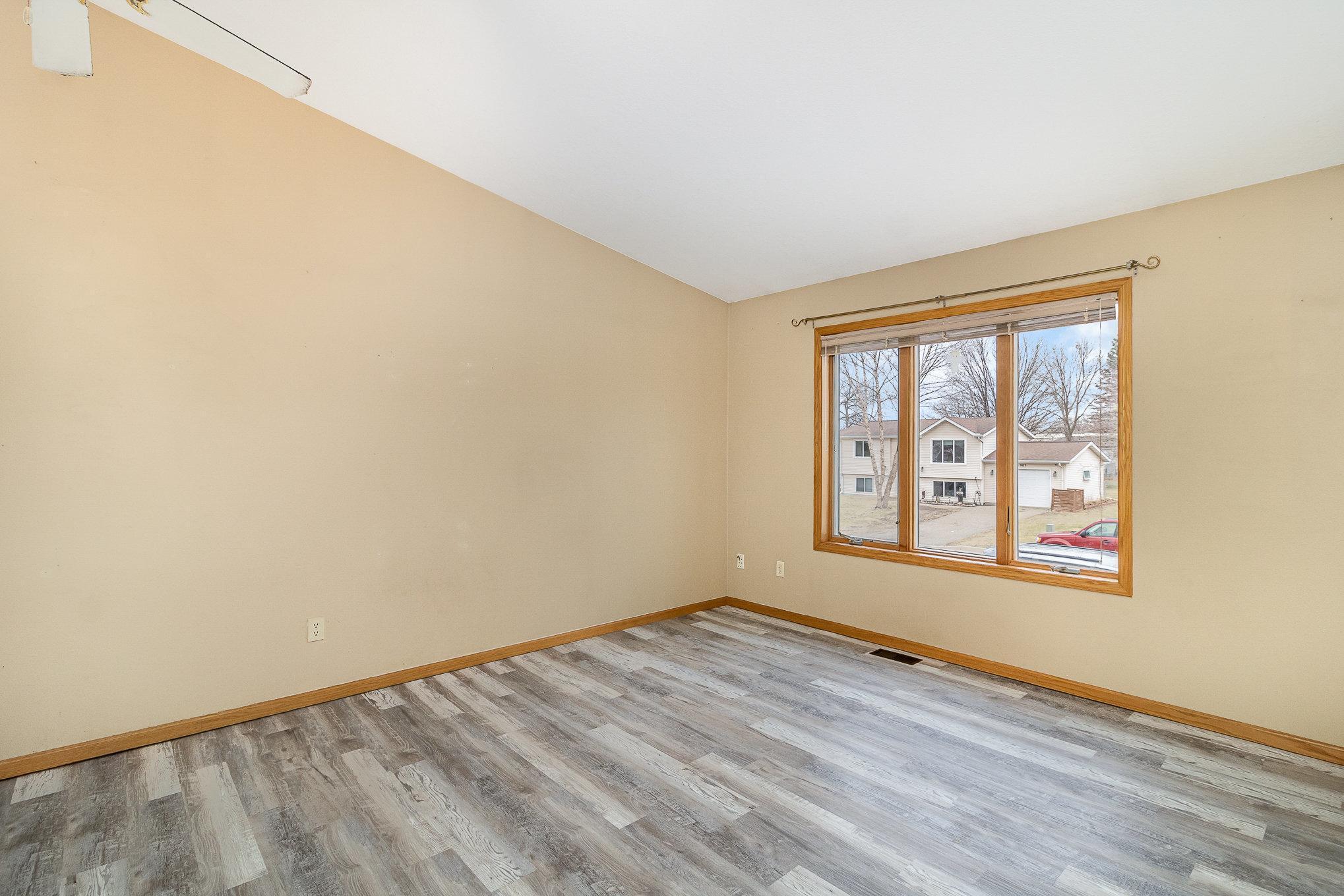904 N 4th Street, Saint Peter, Minnesota image 3