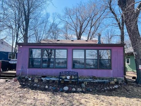 Homes For Sale - 43550 Decker Avenue<br/> Harris, MN 55032