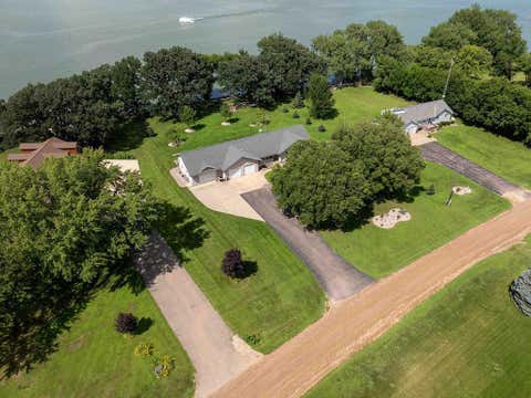 Homes For Sale - 4 S Fox Lake Drive<br/> Sherburn, MN 56171