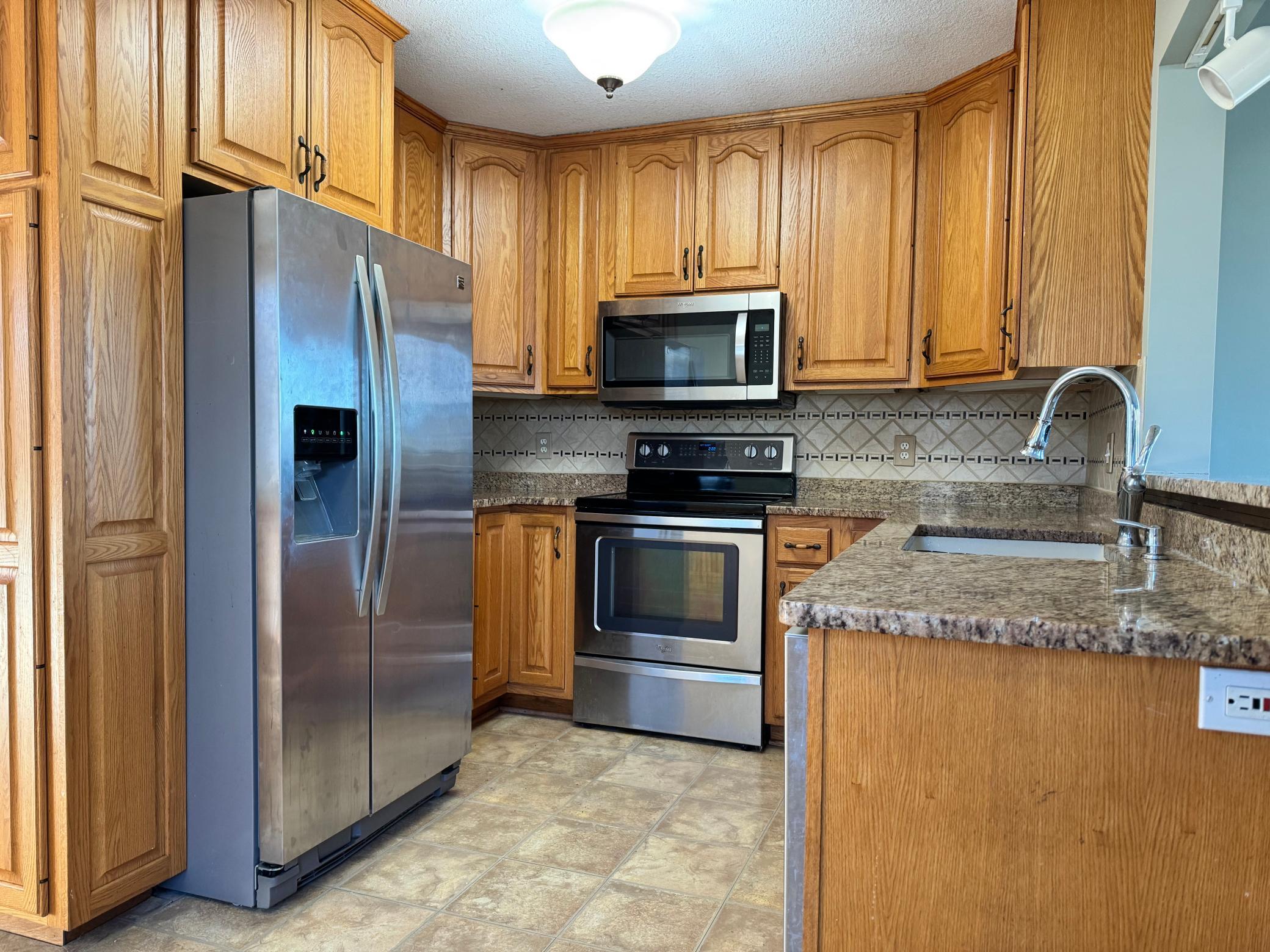 3831 Sunnydale Lane, Rochester, Minnesota image 2