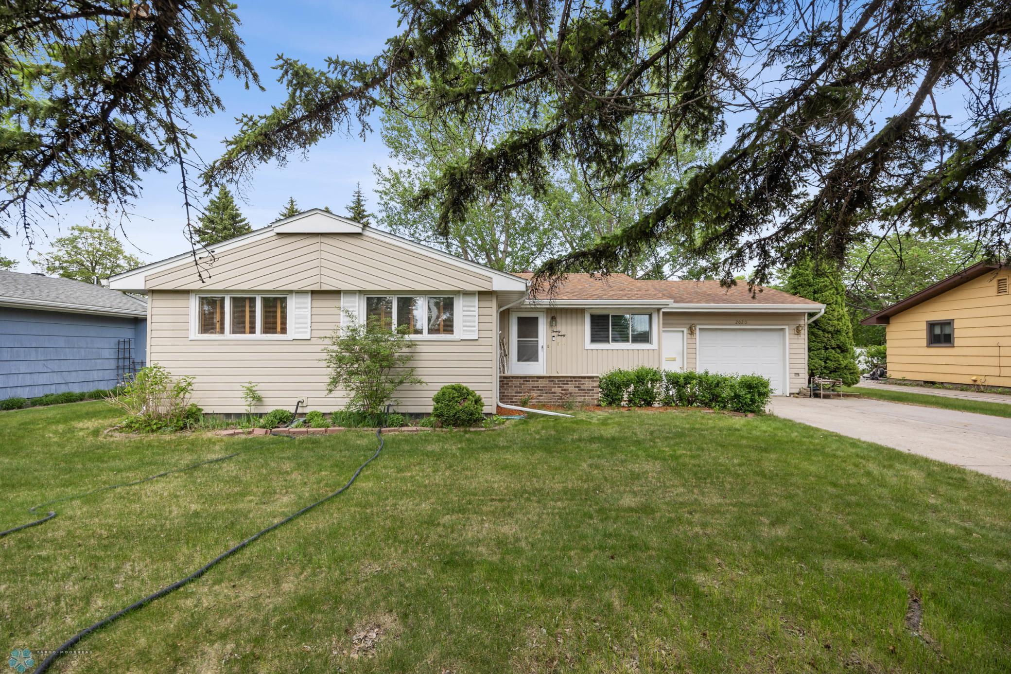 2020 5th Street, Moorhead, Minnesota image 1