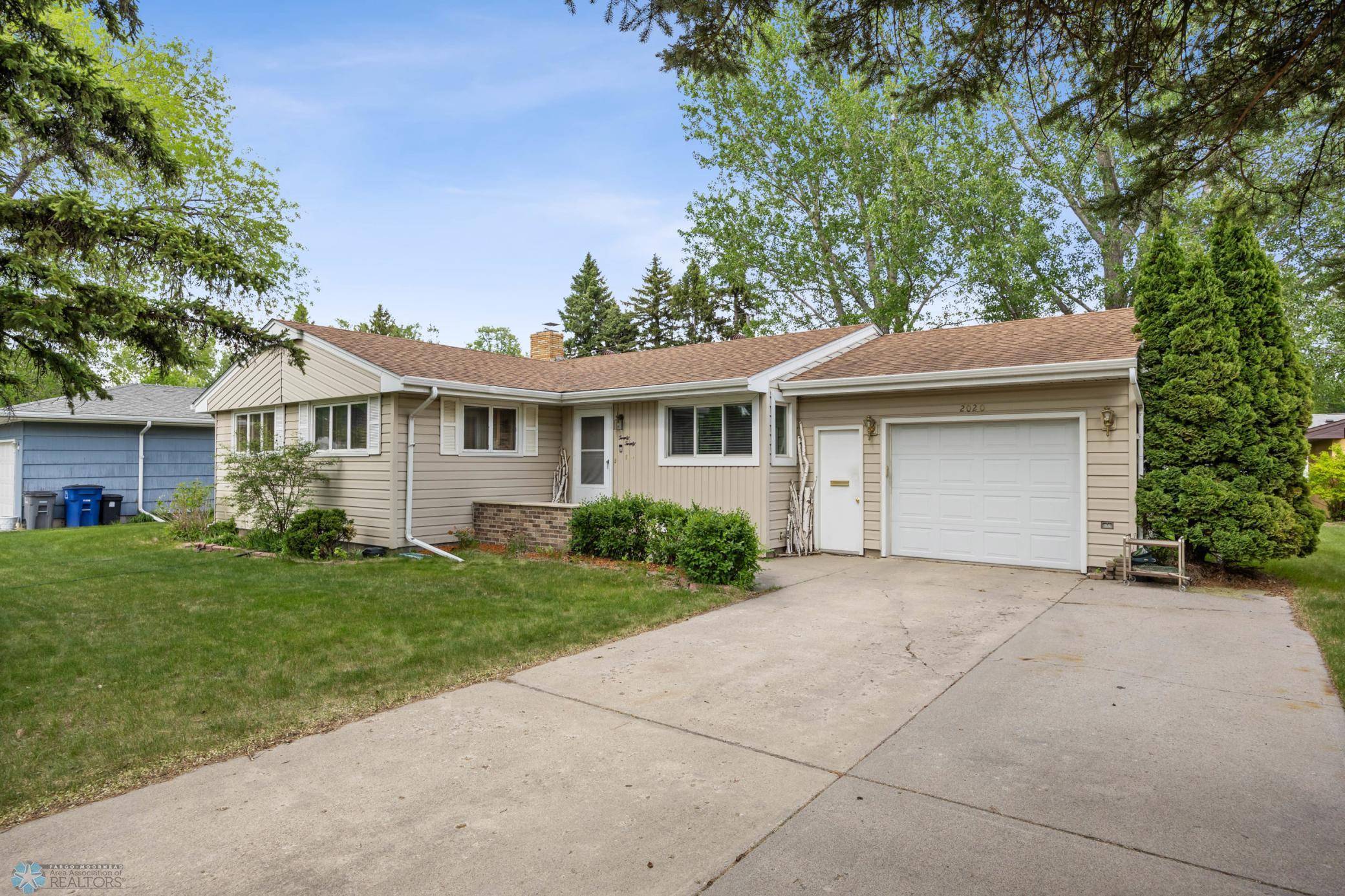 2020 5th Street, Moorhead, Minnesota image 2