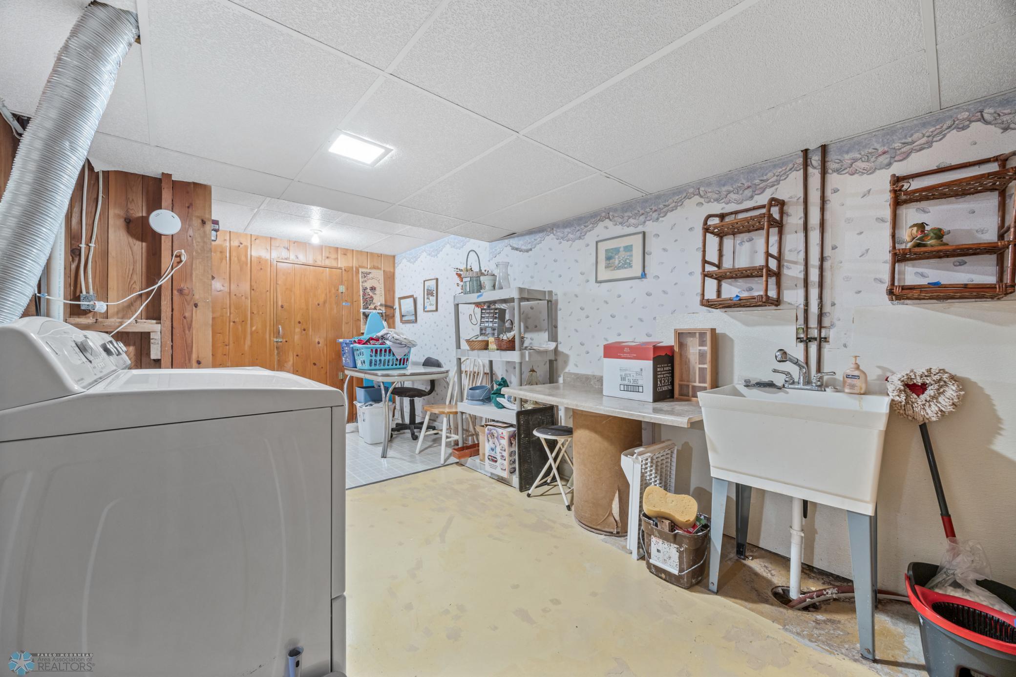 2020 5th Street, Moorhead, Minnesota image 34