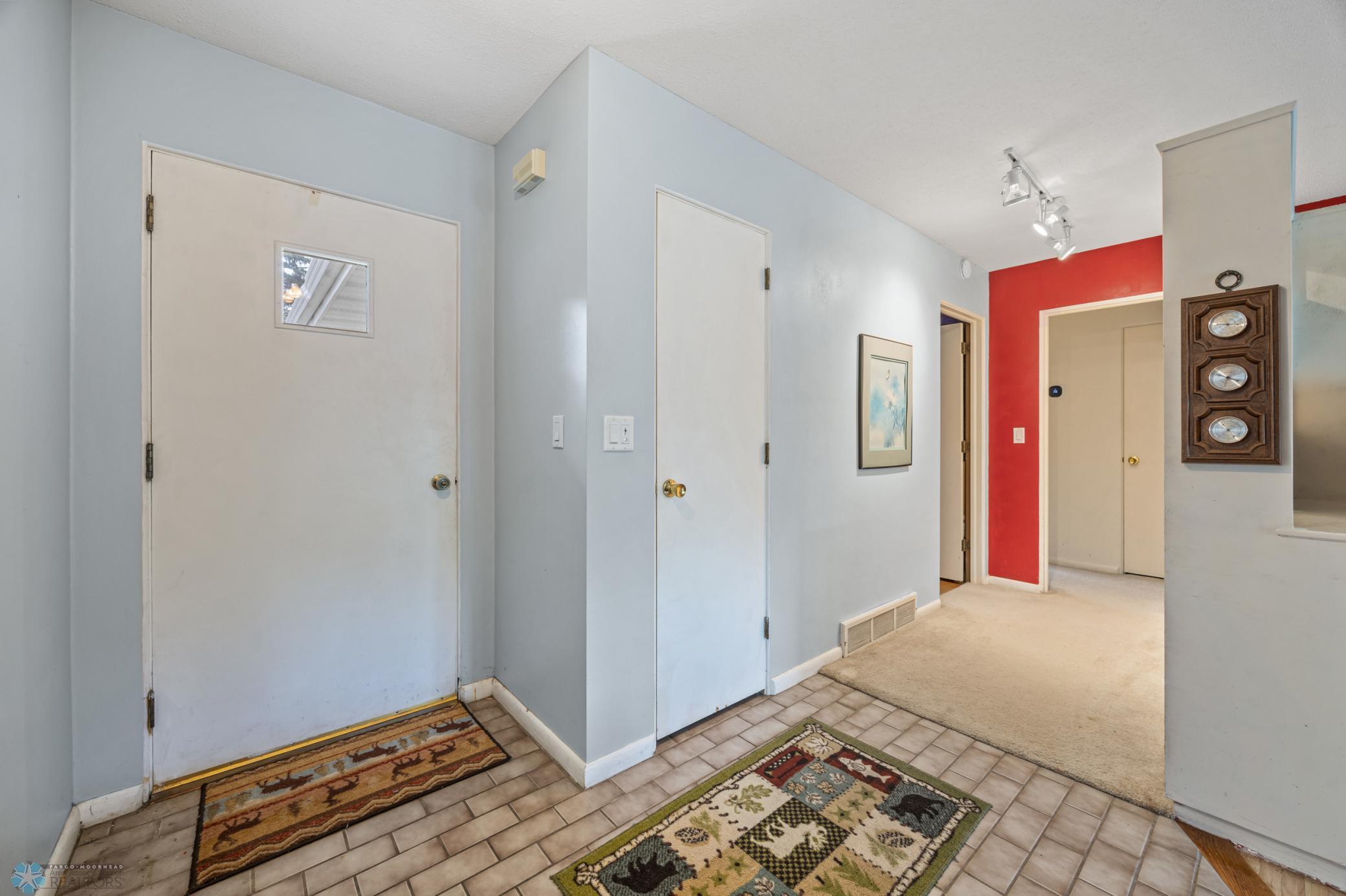 2020 5th Street, Moorhead, Minnesota image 4