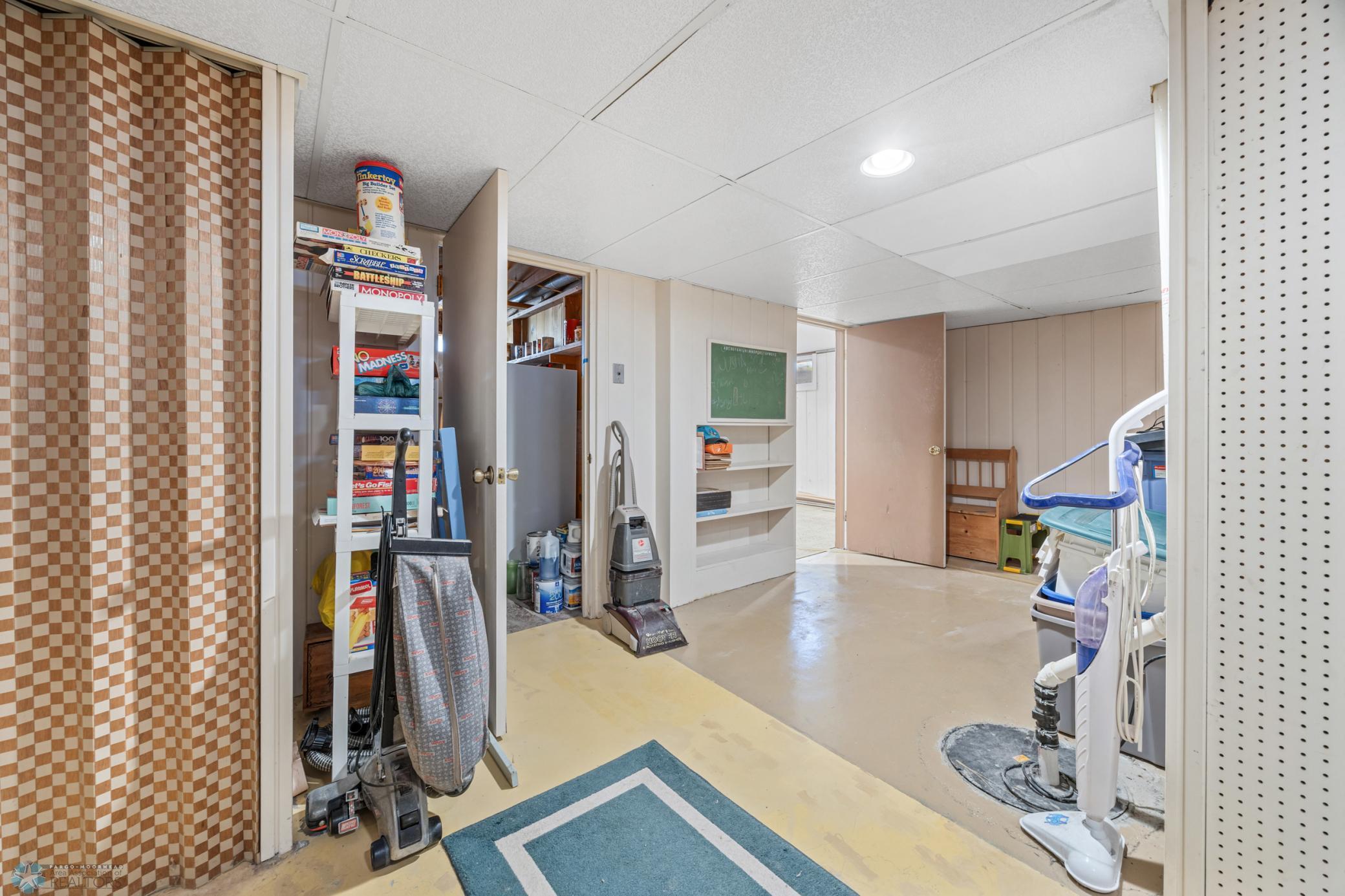 2020 5th Street, Moorhead, Minnesota image 35