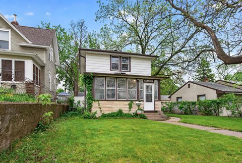 Homes For Sale - 1095 Sims Avenue<br/> Ramsey County, Saint Paul, MN 55106