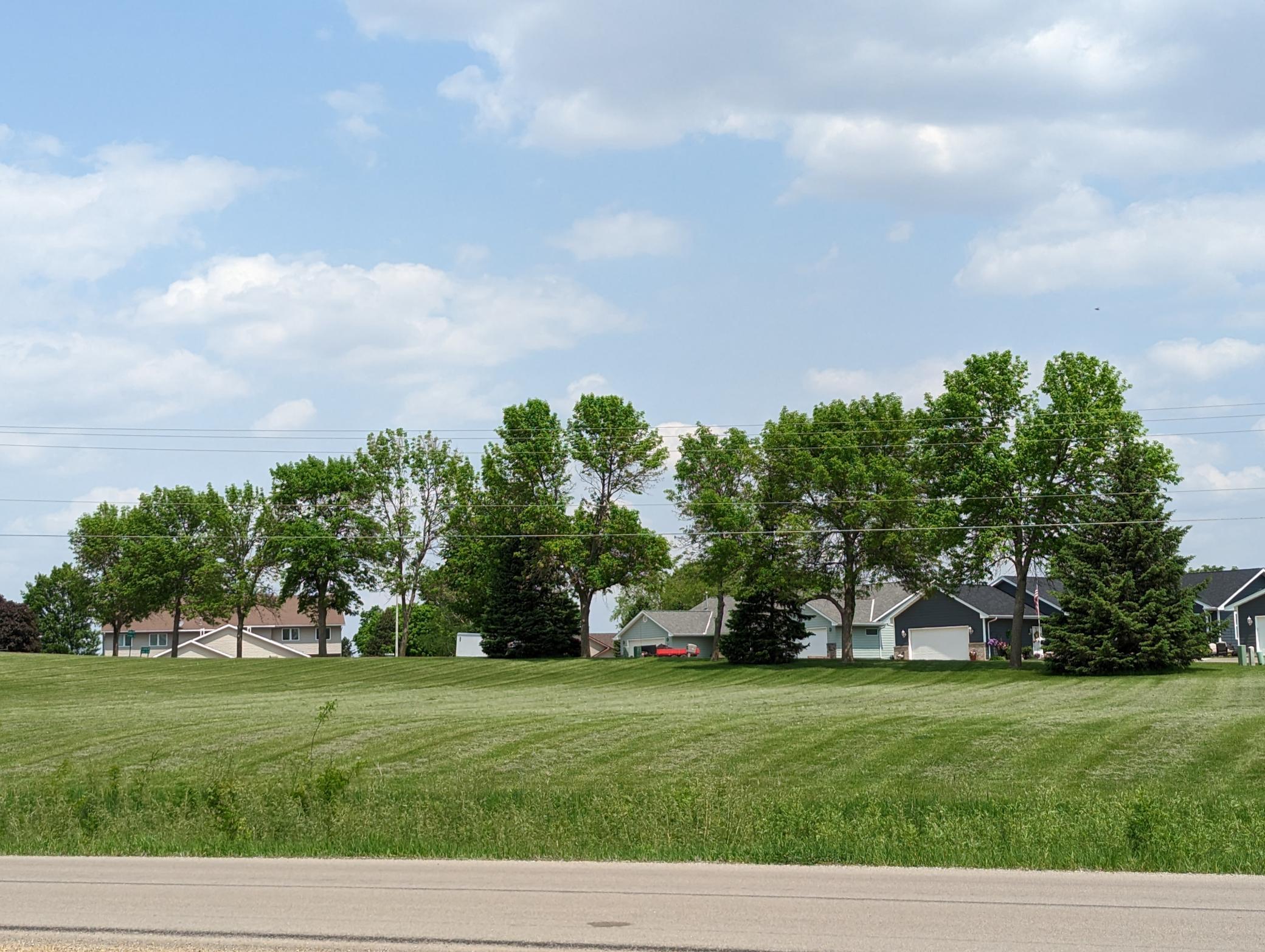 2817 & 2821 Campus Drive, Albert Lea, Minnesota image 9